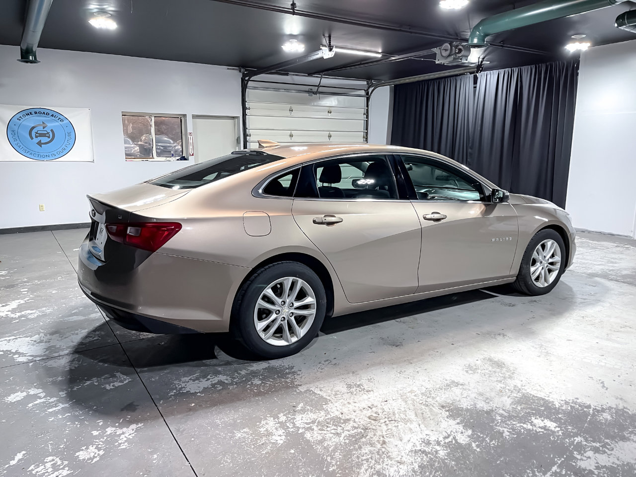 Used 2018 Chevrolet Malibu LT image 8