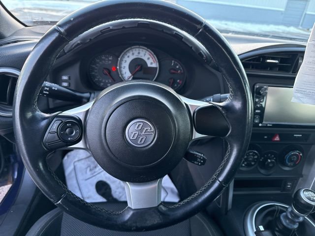 Used 2017 Toyota 86 image 32