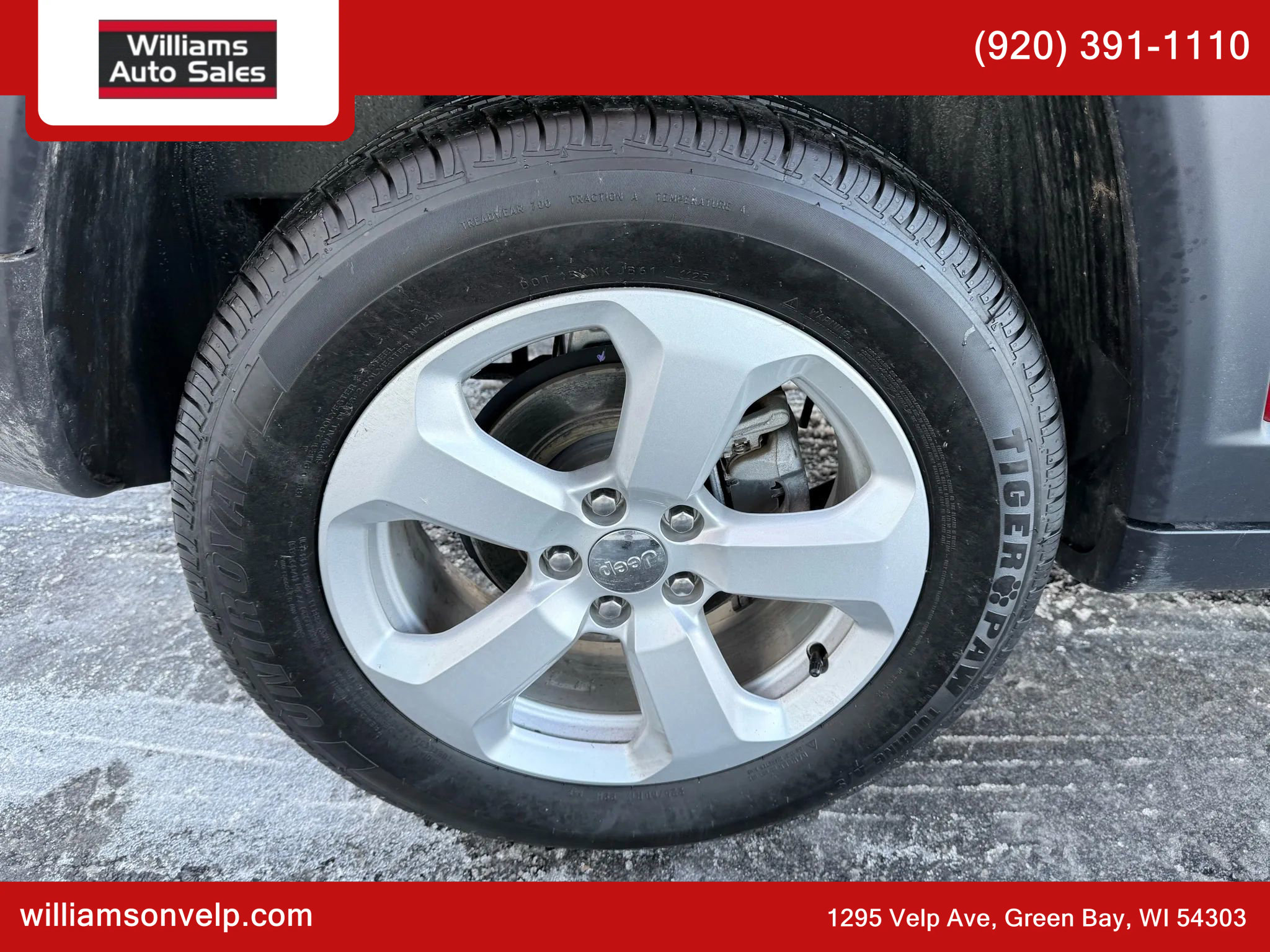 Used 2020 Jeep Compass Latitude w/ Cold Weather Group image 28