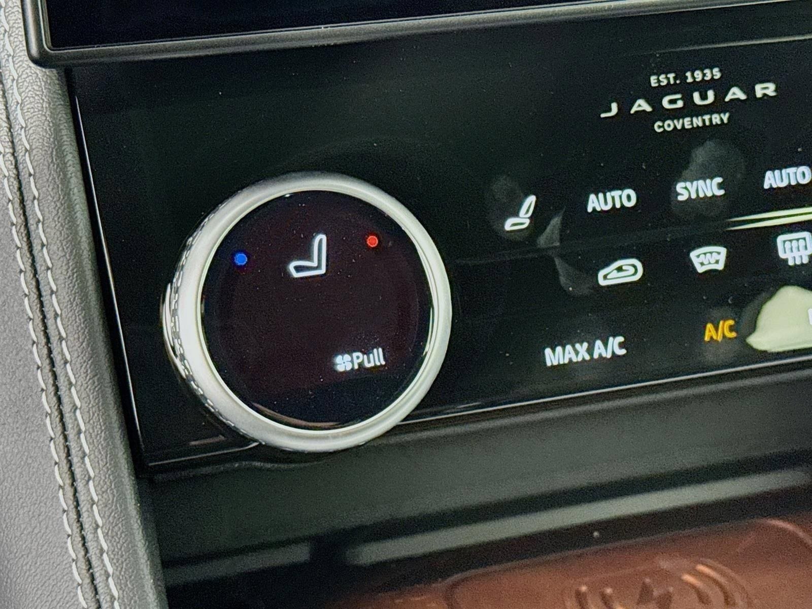 New 2026 Jaguar F-PACE R-Dynamic S AWD/4WD image 23