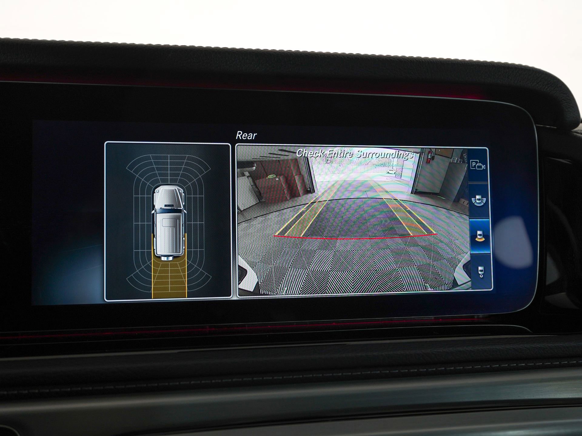 Used 2022 Mercedes-Benz G 550 w/ Exclusive Interior Package image 26