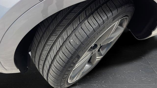 Used 2025 Genesis GV80 3.5T Prestige AWD/4WD image 40