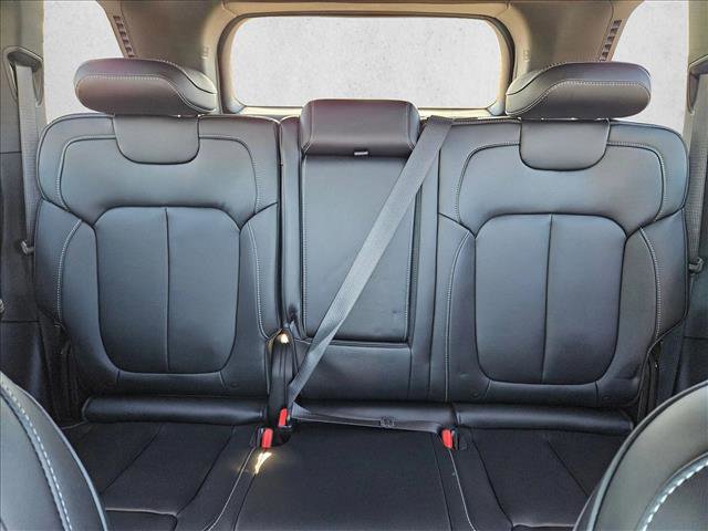 New 2025 Jeep Grand Cherokee Limited w/ Black Appearance Package image 15