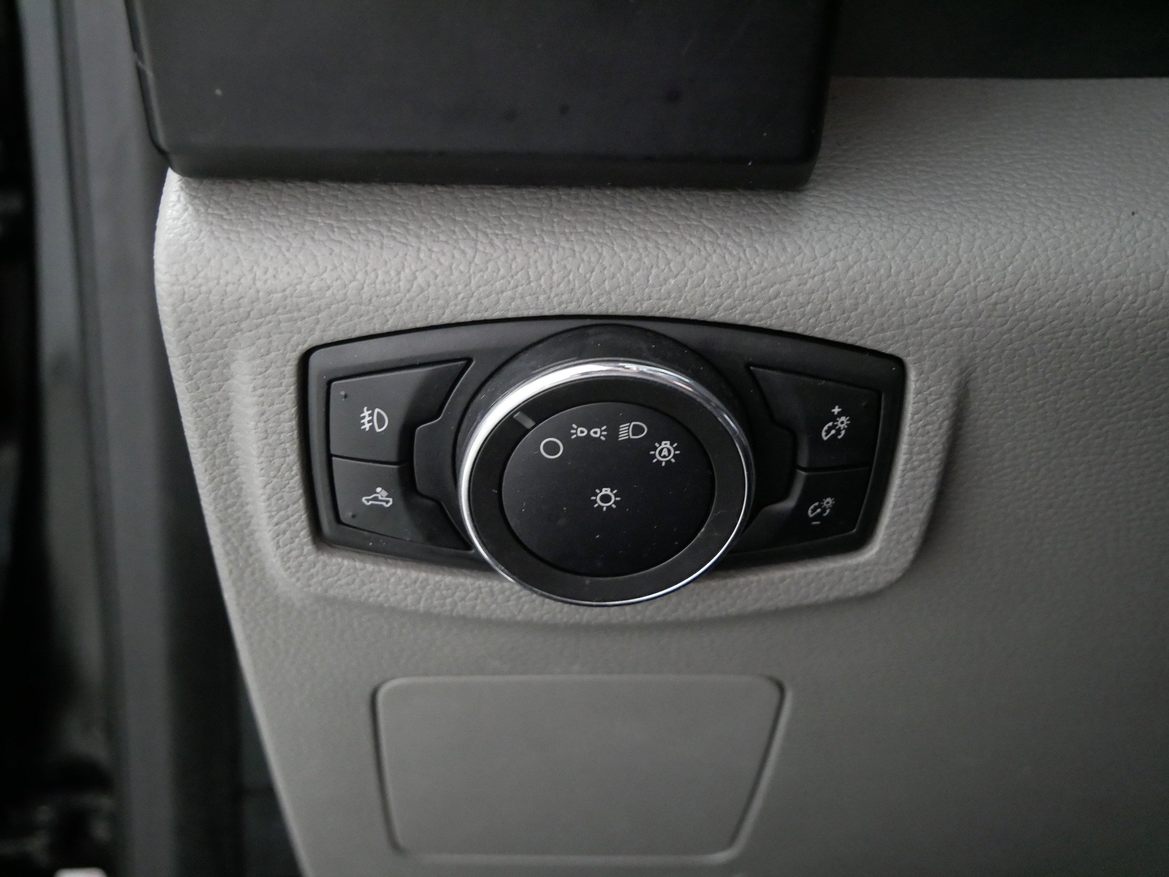 Used 2017 Ford F150 XL w/ Equipment Group 101A Mid image 26