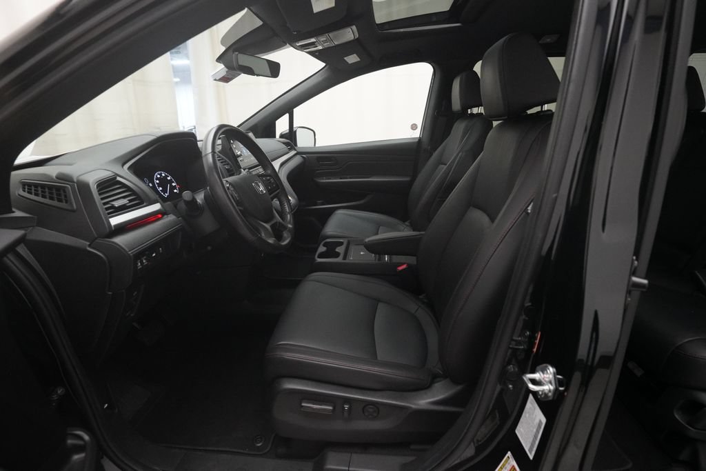 Used 2025 Honda Odyssey Sport-L image 7