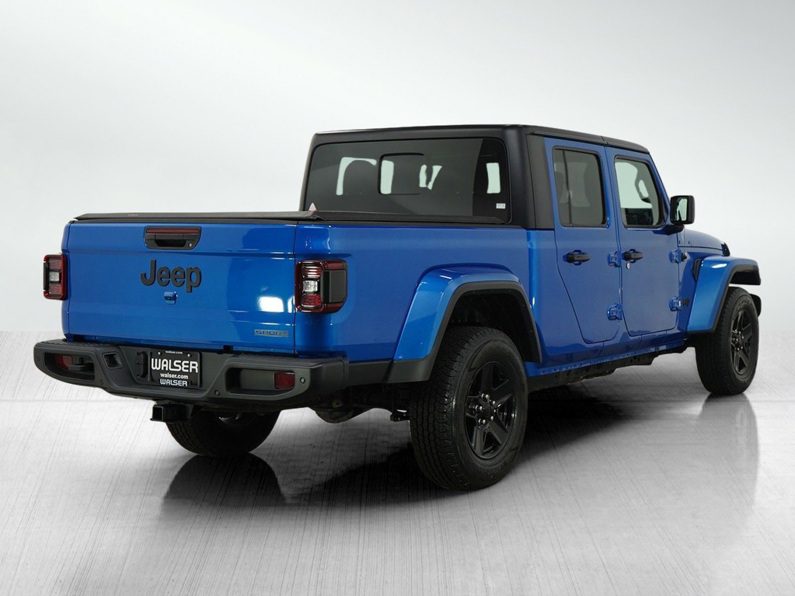 Used 2021 Jeep Gladiator Sport image 5