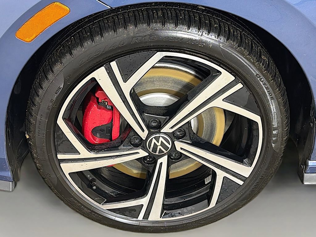 Used 2025 Volkswagen GTI SE image 18