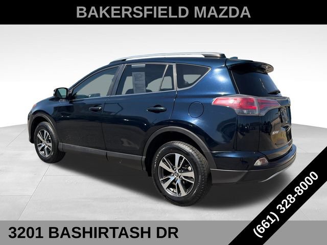 Used 2018 Toyota RAV4 XLE FWD image 3