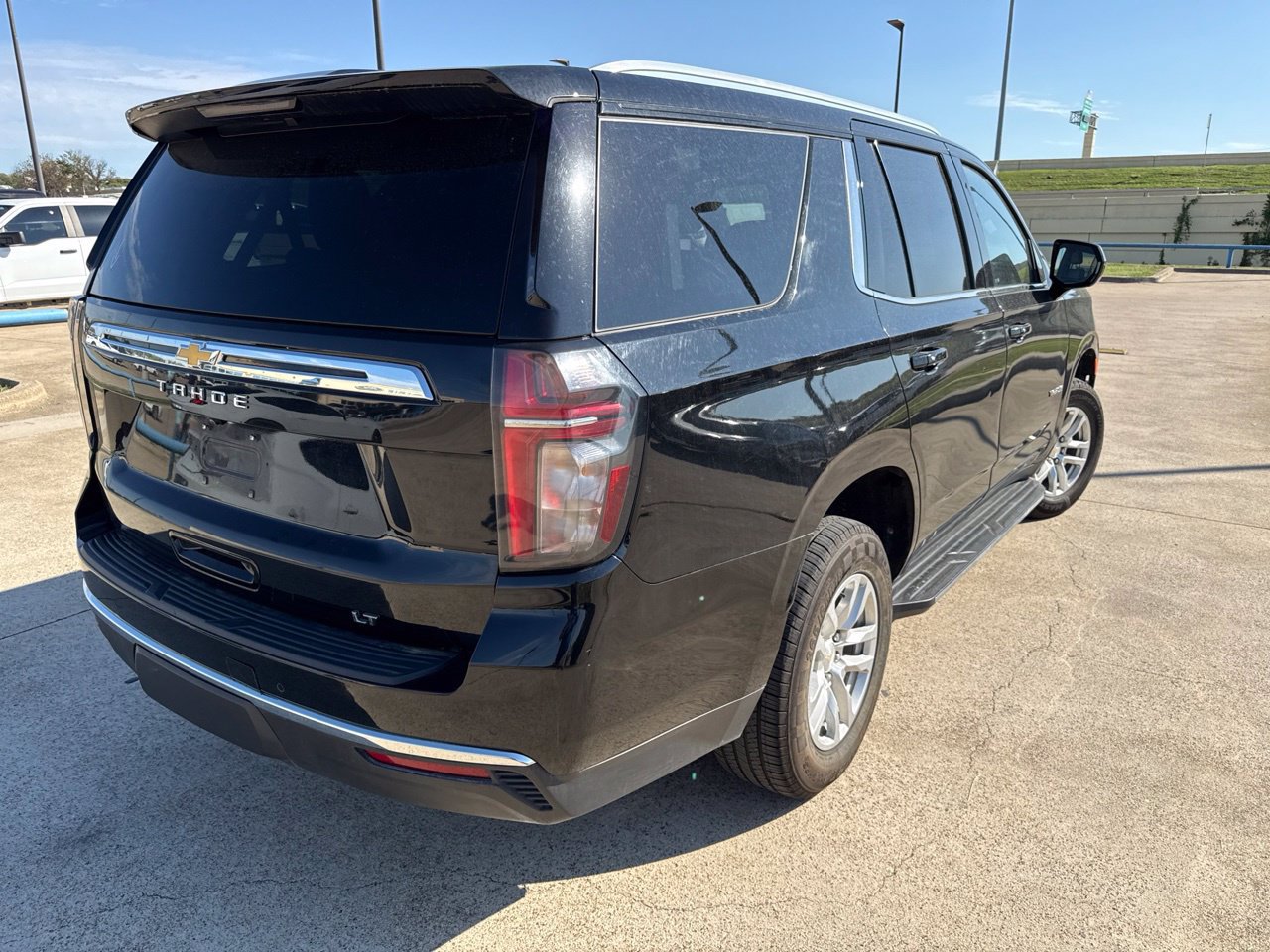Used 2024 Chevrolet Tahoe LT RWD image 11