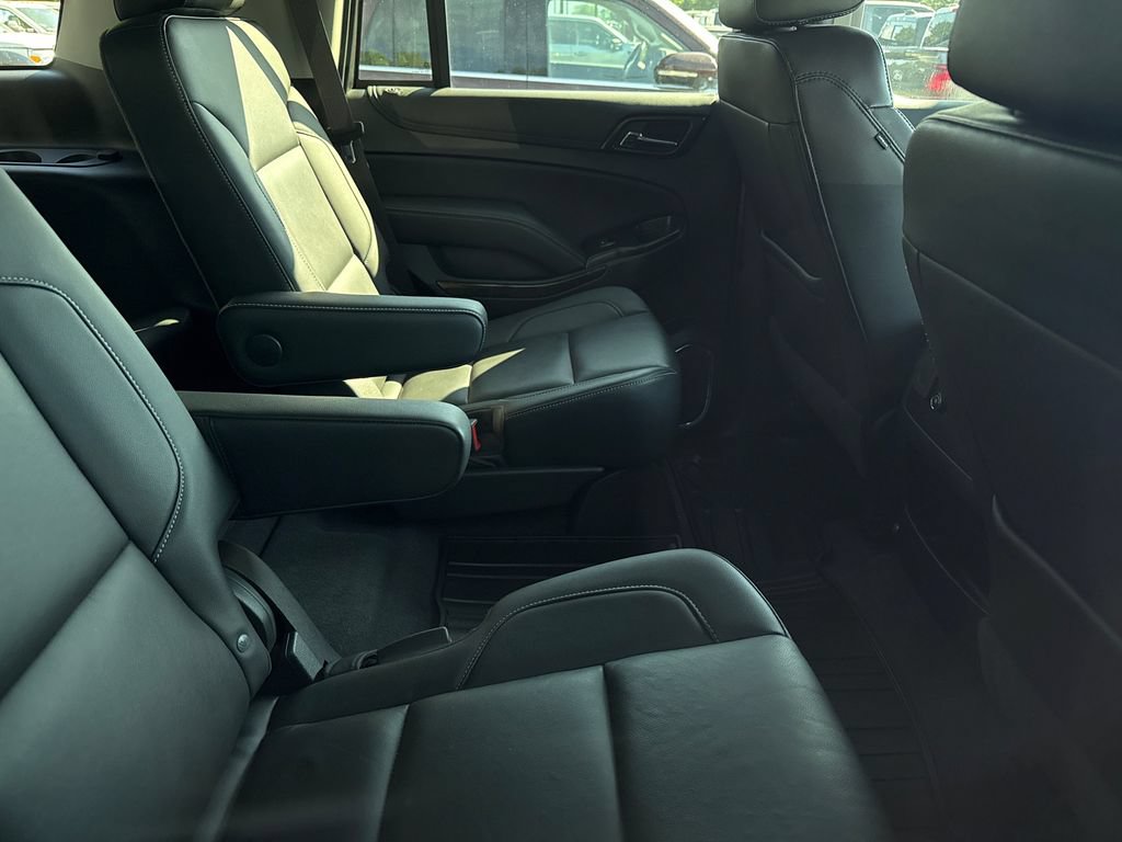 Used 2020 Chevrolet Tahoe LT w/ Off-Road Package AWD/4WD image 19