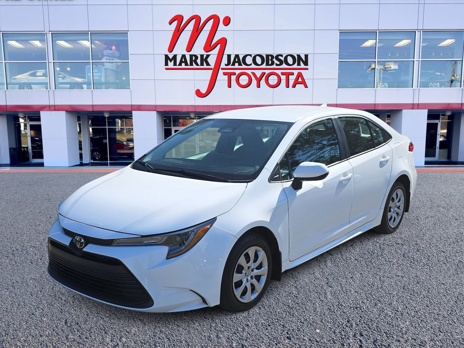 Used 2025 Toyota Corolla LE FWD image 1