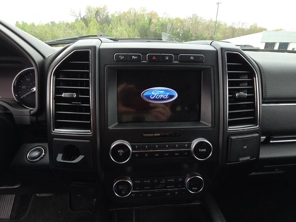 Used 2020 Ford Expedition Max Limited w/ Equipment Group 301A AWD/4WD image 10