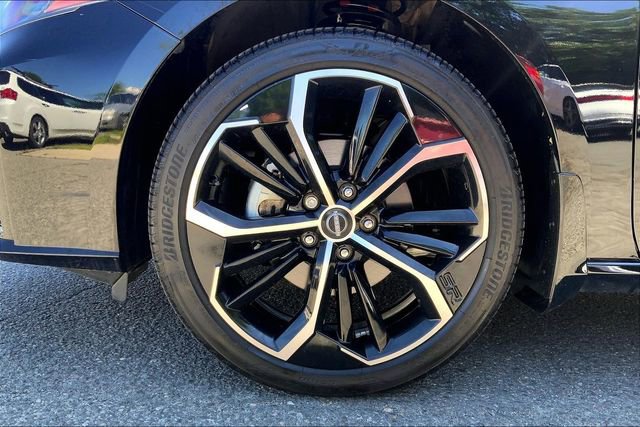 Used 2023 Nissan Altima 2.5 SR AWD/4WD image 9