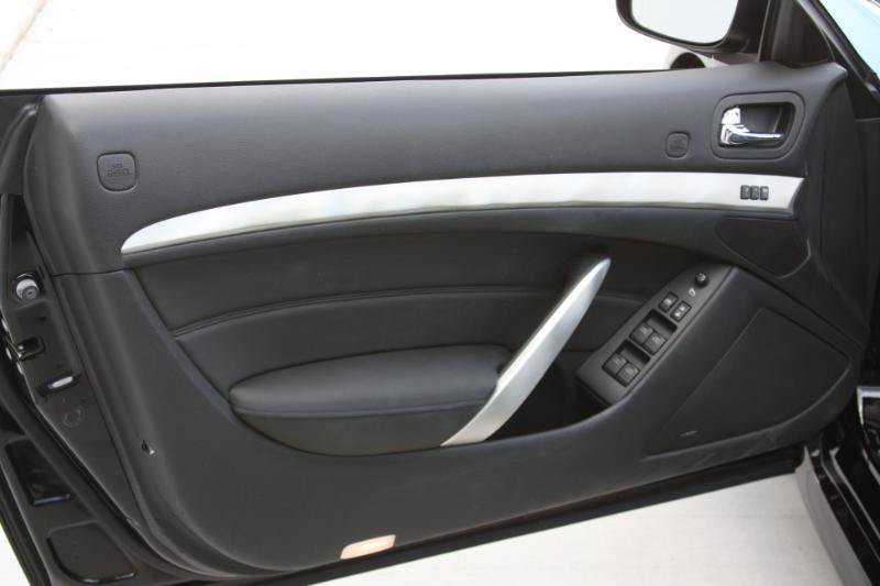 Used 2009 INFINITI G37 Convertible w/ Premium Pkg RWD image 30
