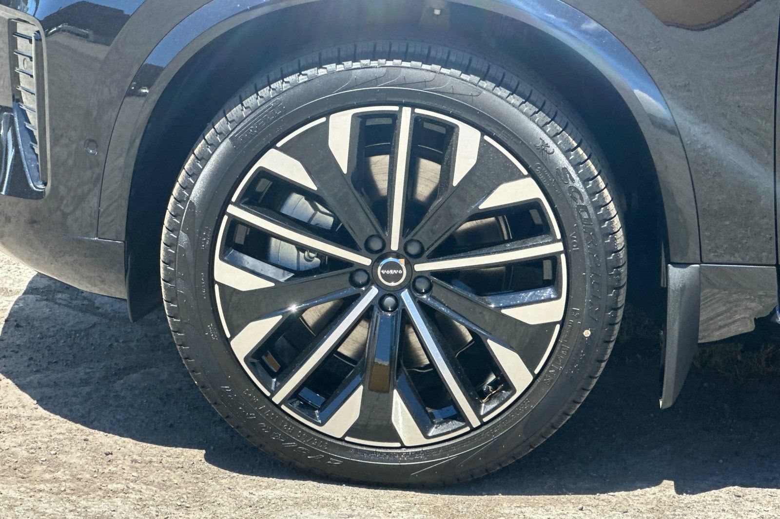 New 2026 Volvo XC90 T8 Ultra w/ Lounge Package AWD/4WD image 11