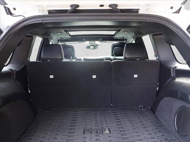Used 2019 Jeep Grand Cherokee Limited w/ Luxury Group II AWD/4WD image 6