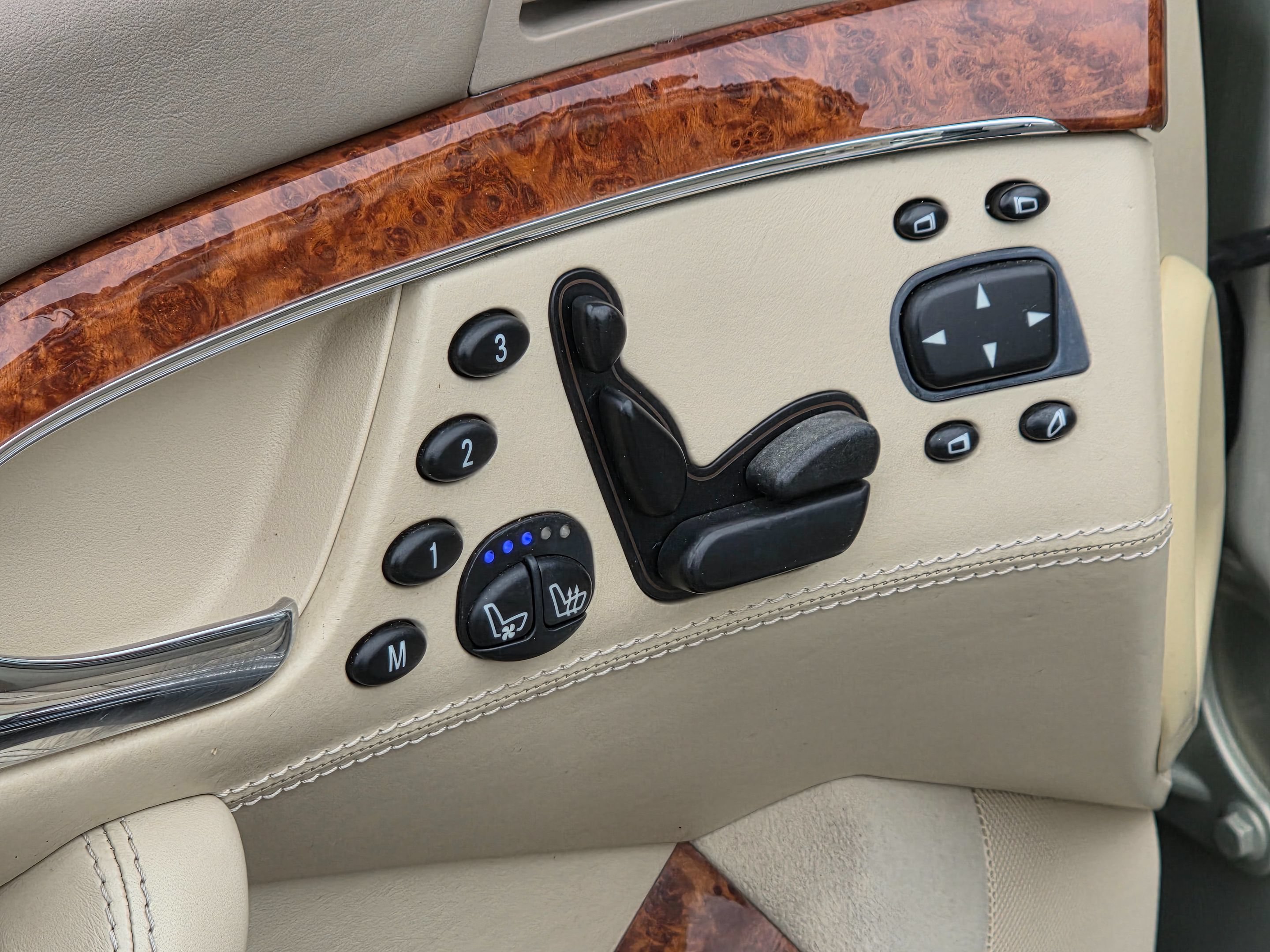 Used 2003 Mercedes-Benz S 500 image 26
