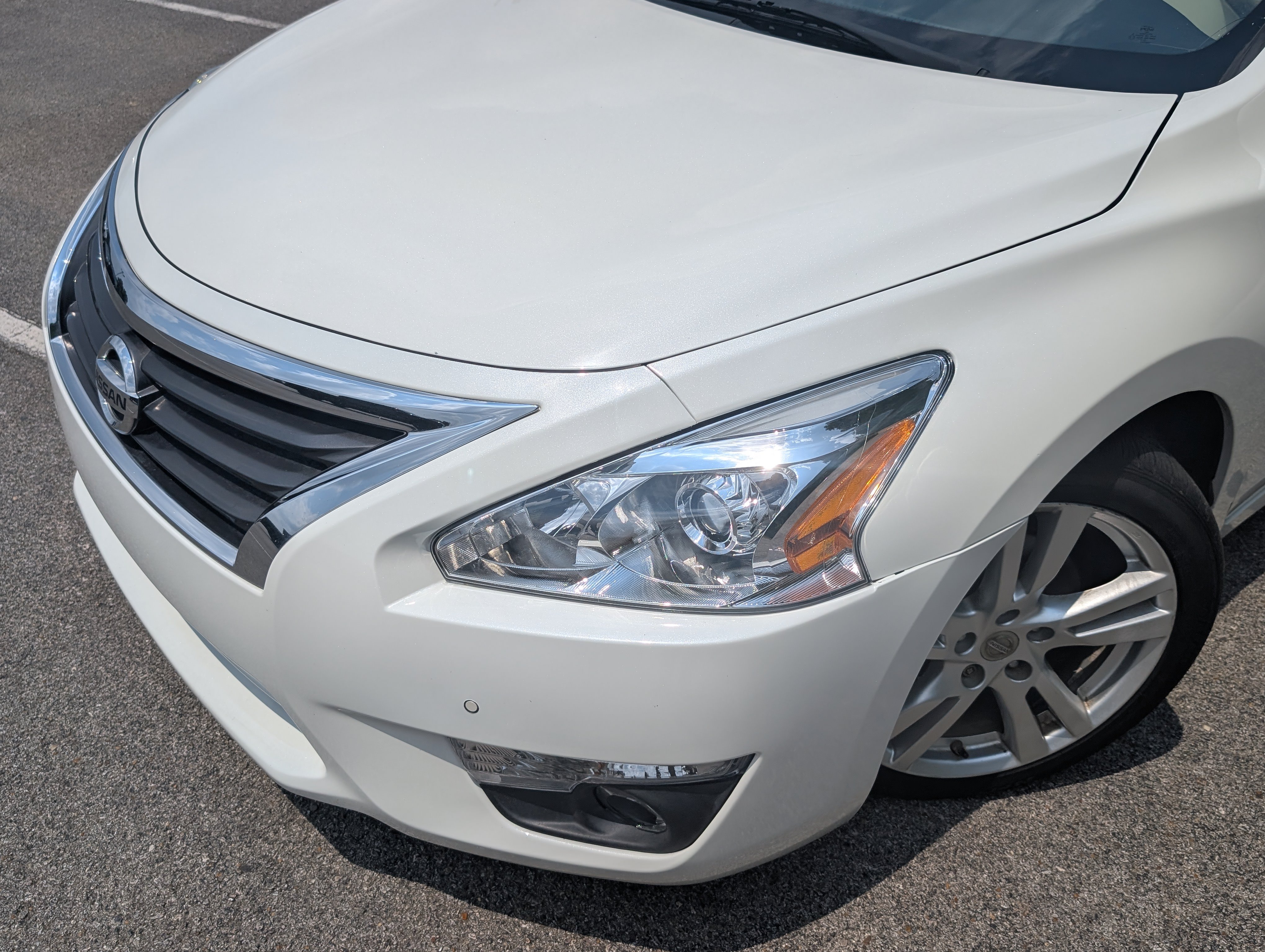 Used 2015 Nissan Altima 3.5 SL FWD image 13