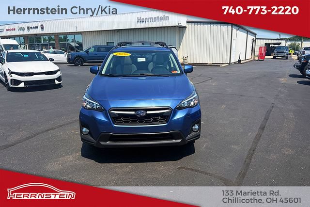 Used 2020 Subaru Crosstrek 2.0i Premium w/ Moonroof Package 2 AWD/4WD image 2