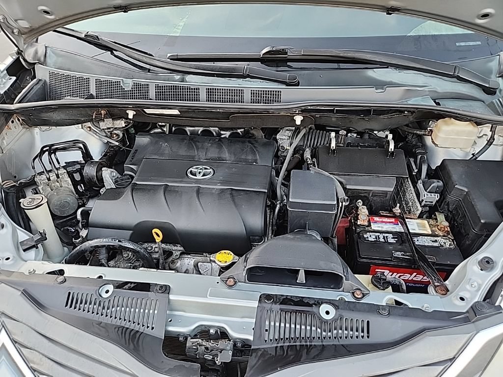 Used 2011 Toyota Sienna XLE FWD image 13