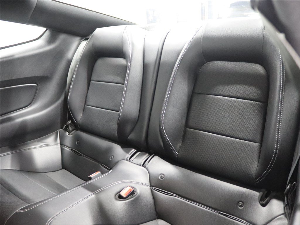 Used 2020 Ford Mustang GT Premium w/ Ford Safe & Smart Package RWD image 15