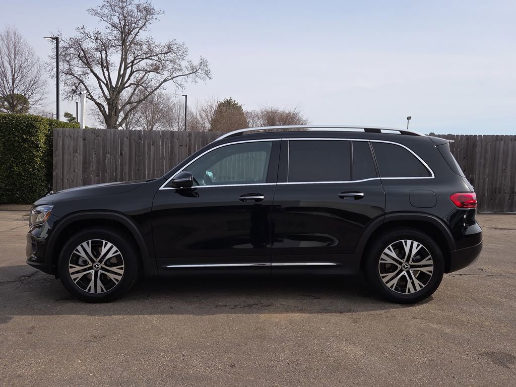 Certified 2026 Mercedes-Benz GLB 250 GLB 250 image 2
