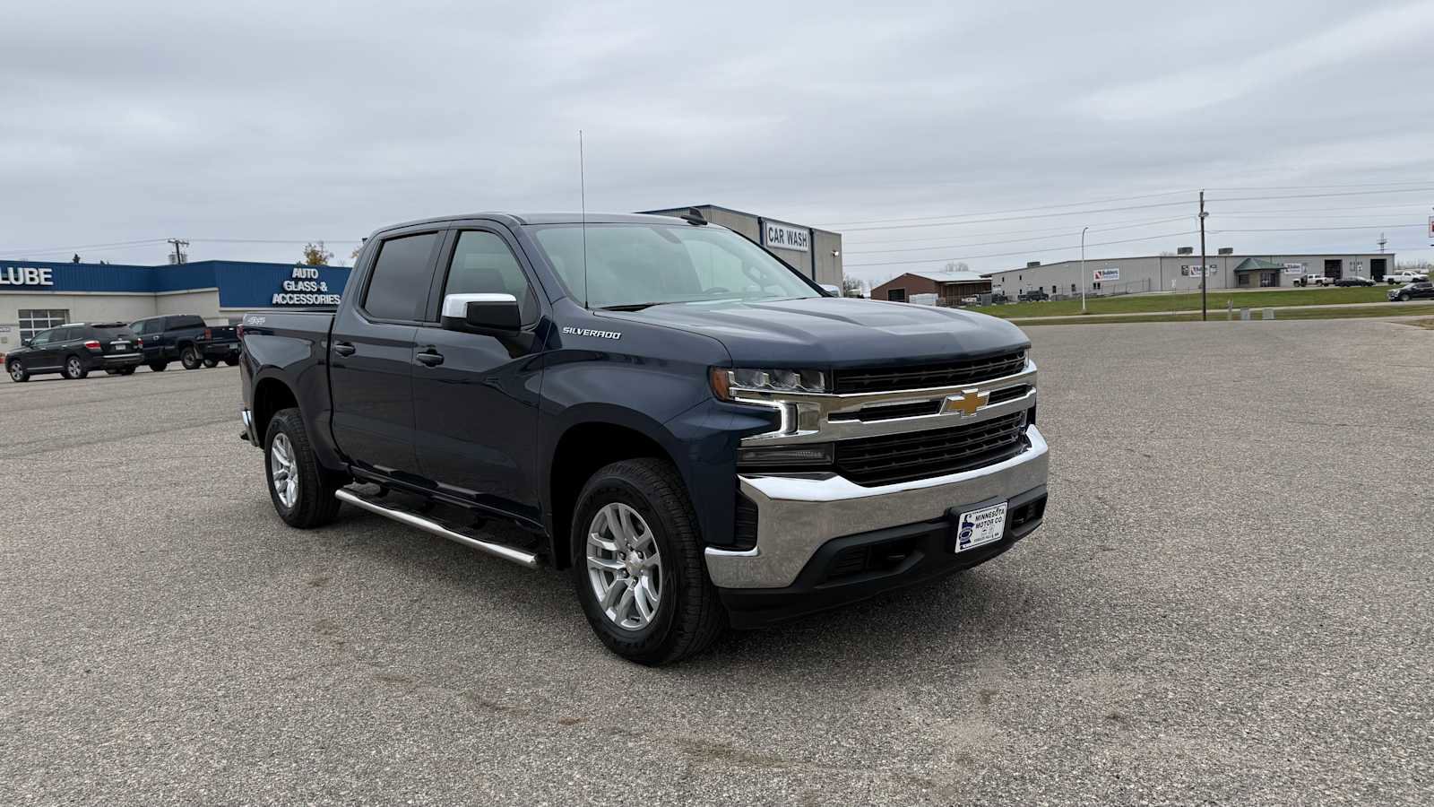 Used 2022 Chevrolet Silverado 1500 LT image 2