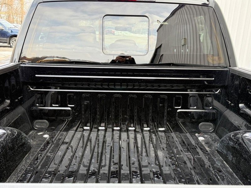 Certified 2022 Ford F150 XLT w/ Equipment Group 302A High image 5