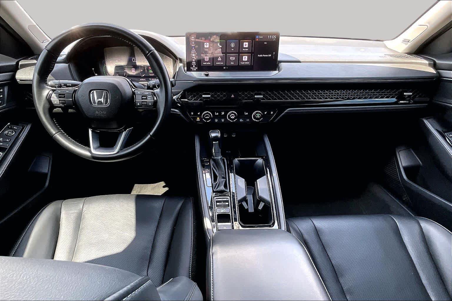 Used 2023 Honda Accord Touring image 15
