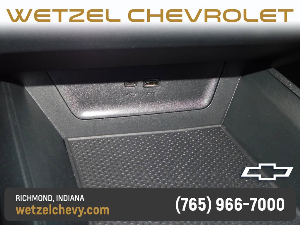 New 2026 Chevrolet Equinox LT FWD image 33