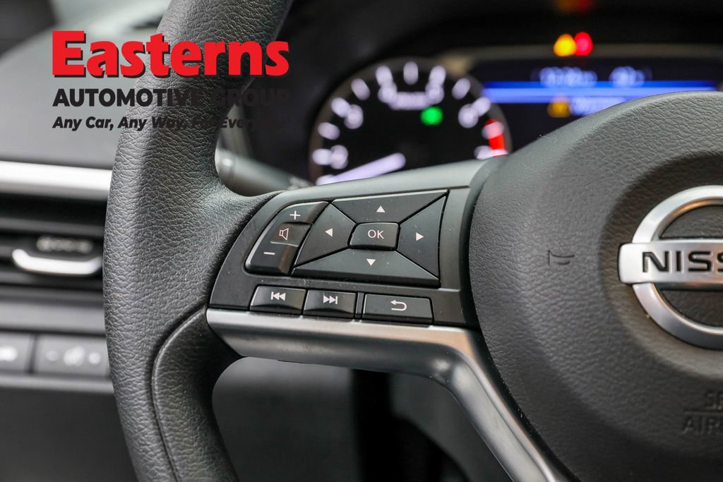 Used 2022 Nissan Altima 2.5 SV image 15