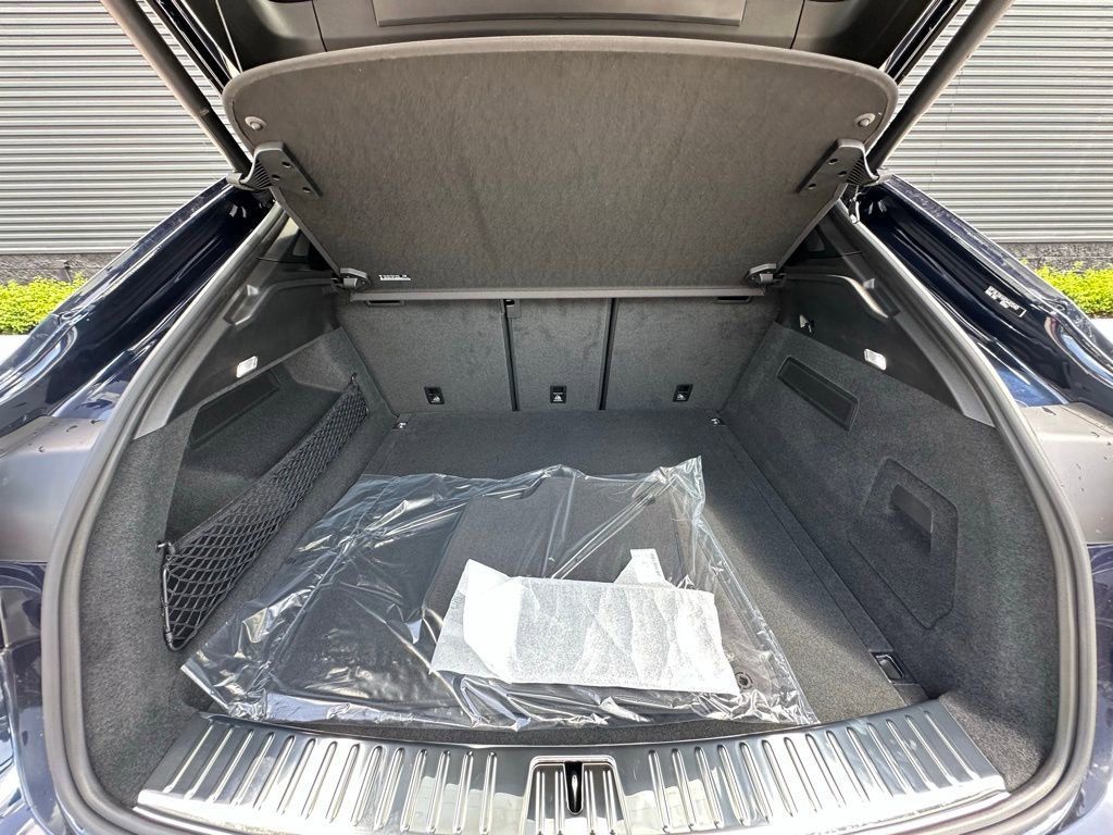 Used 2025 Porsche Cayenne S image 36