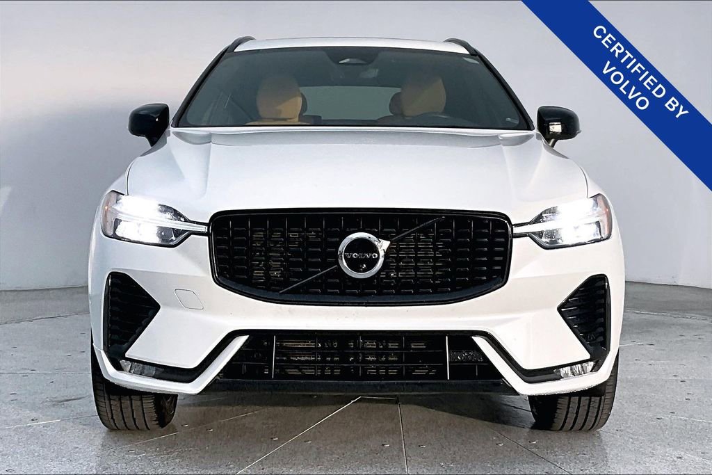 Used 2023 Volvo XC60 B5 Ultimate w/ Protection Package Premier image 5