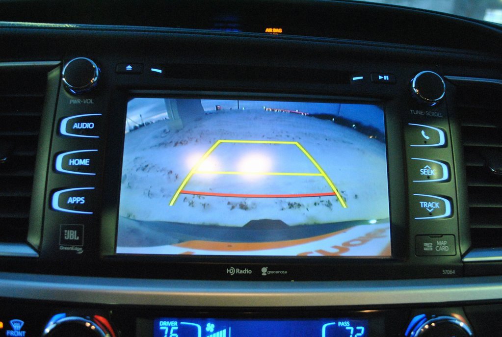 Used 2014 Toyota Highlander Limited image 27