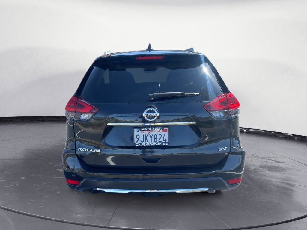 Used 2020 Nissan Rogue SV image 5
