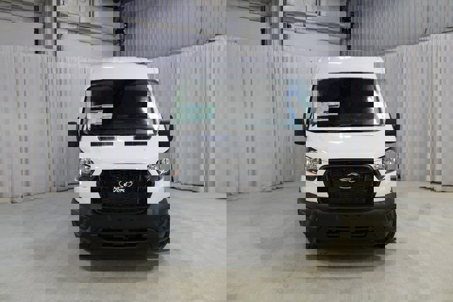New 2026 Ford Transit 250 148 Medium Roof w/ Load Area Protection Package image 34