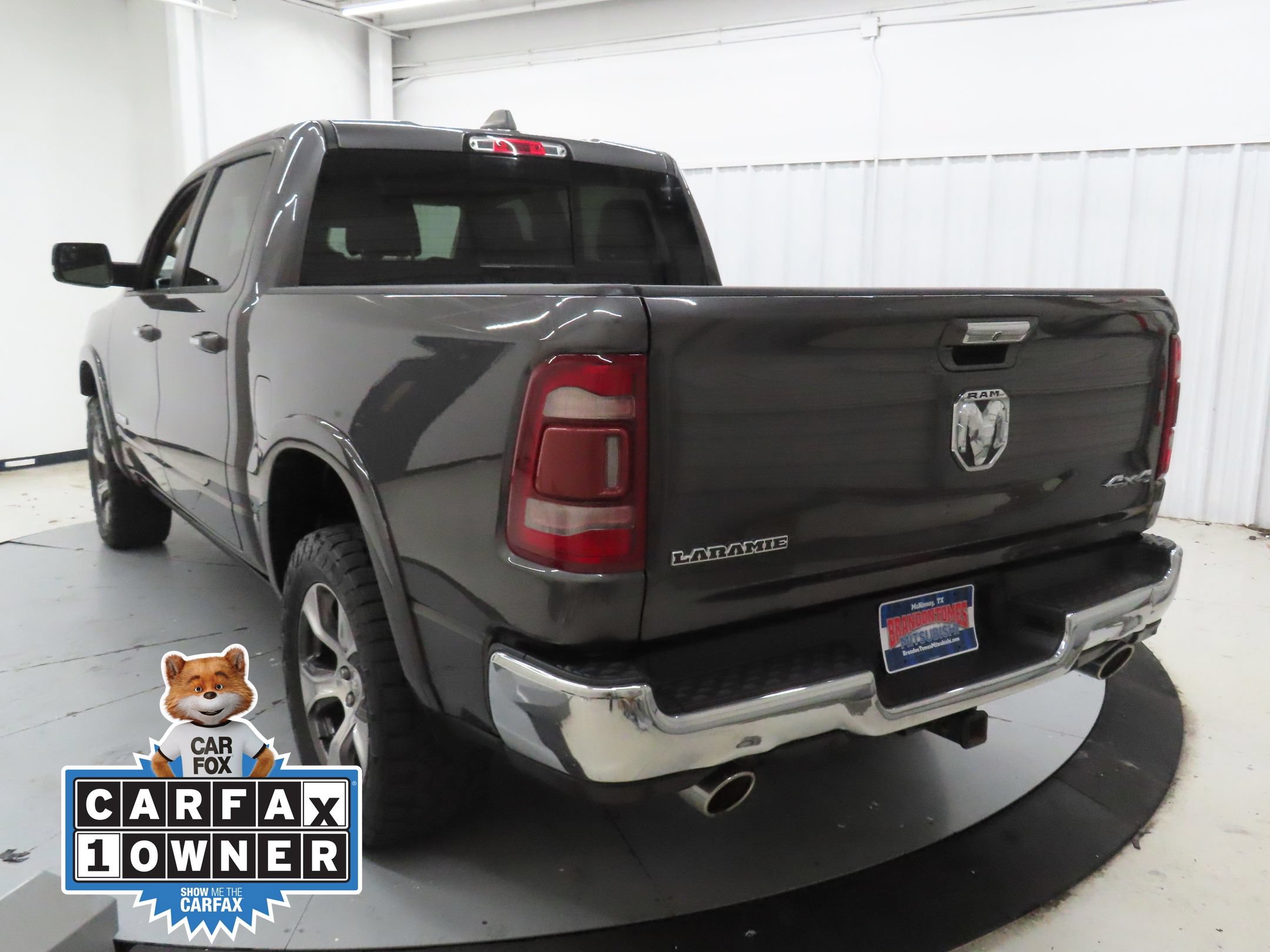 Used 2019 RAM 1500 Laramie AWD/4WD image 6