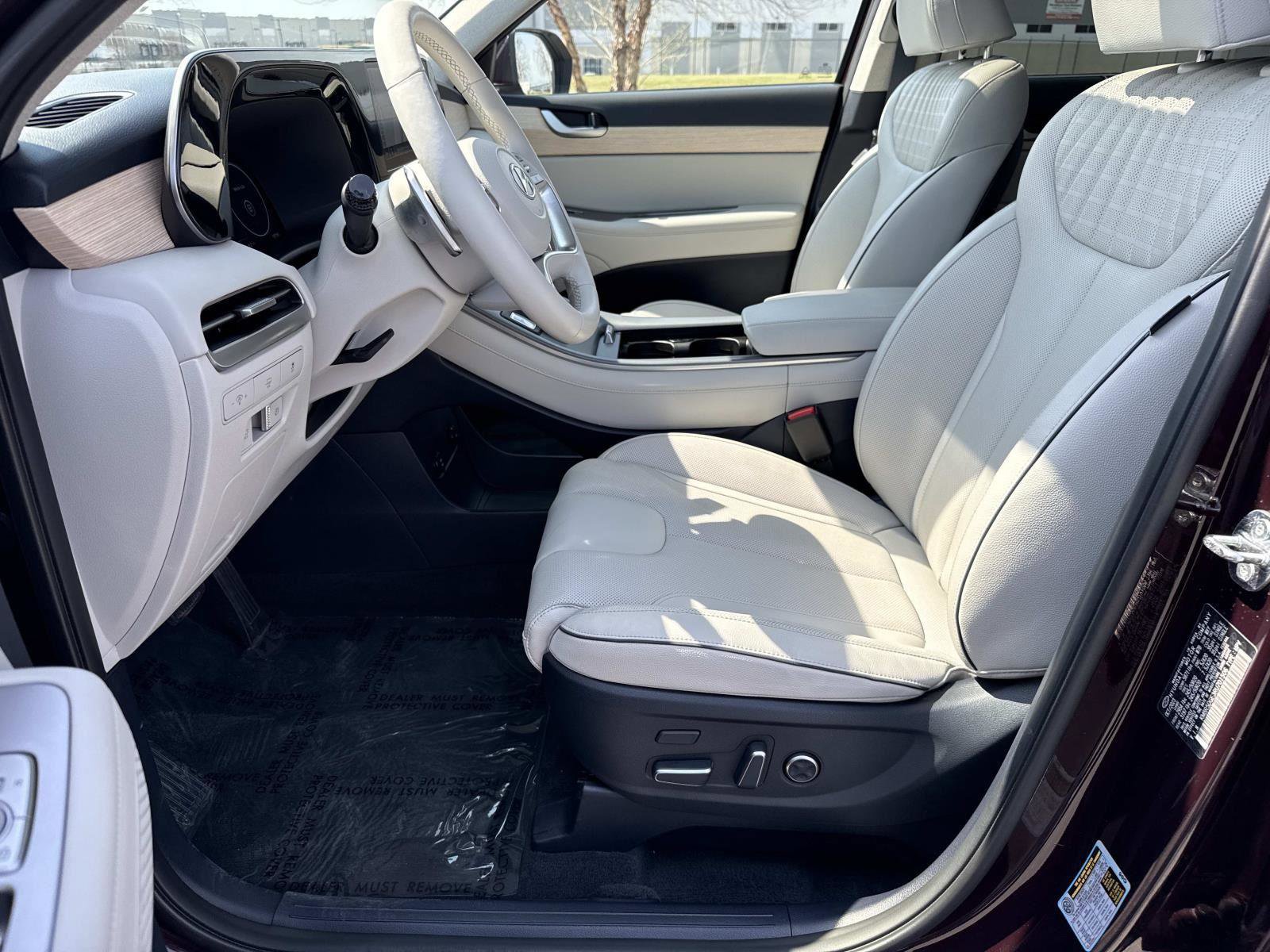 Used 2024 Hyundai Palisade Limited image 23