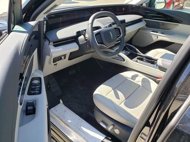 New 2026 Lincoln Nautilus Premier image 12