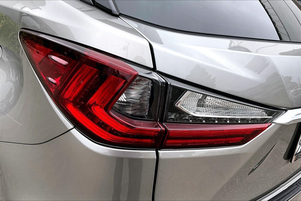 Used 2020 Lexus RX 450h AWD w/ Premium Package image 23