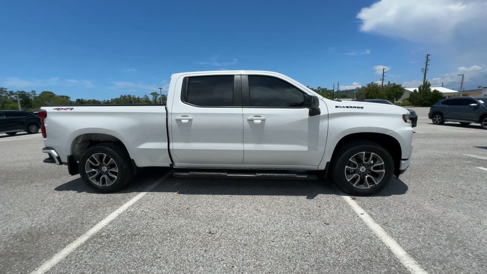 Used 2022 Chevrolet Silverado 1500 RST AWD/4WD image 9