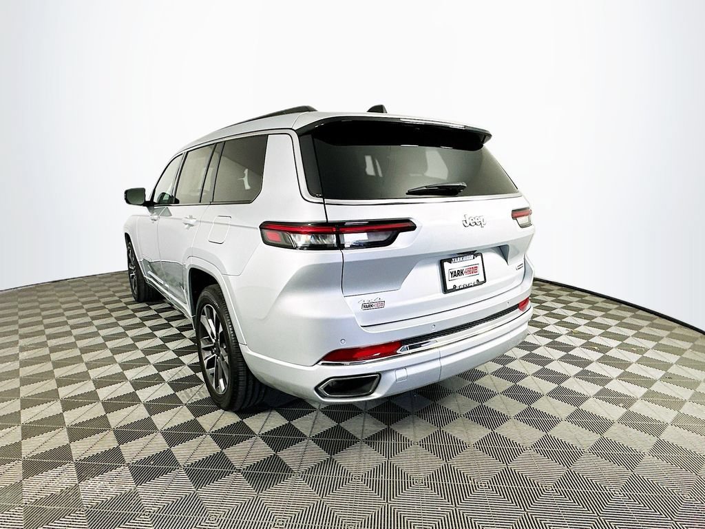 Certified 2025 Jeep Grand Cherokee L Overland w/ Rear Seat Video Group I AWD/4WD image 8
