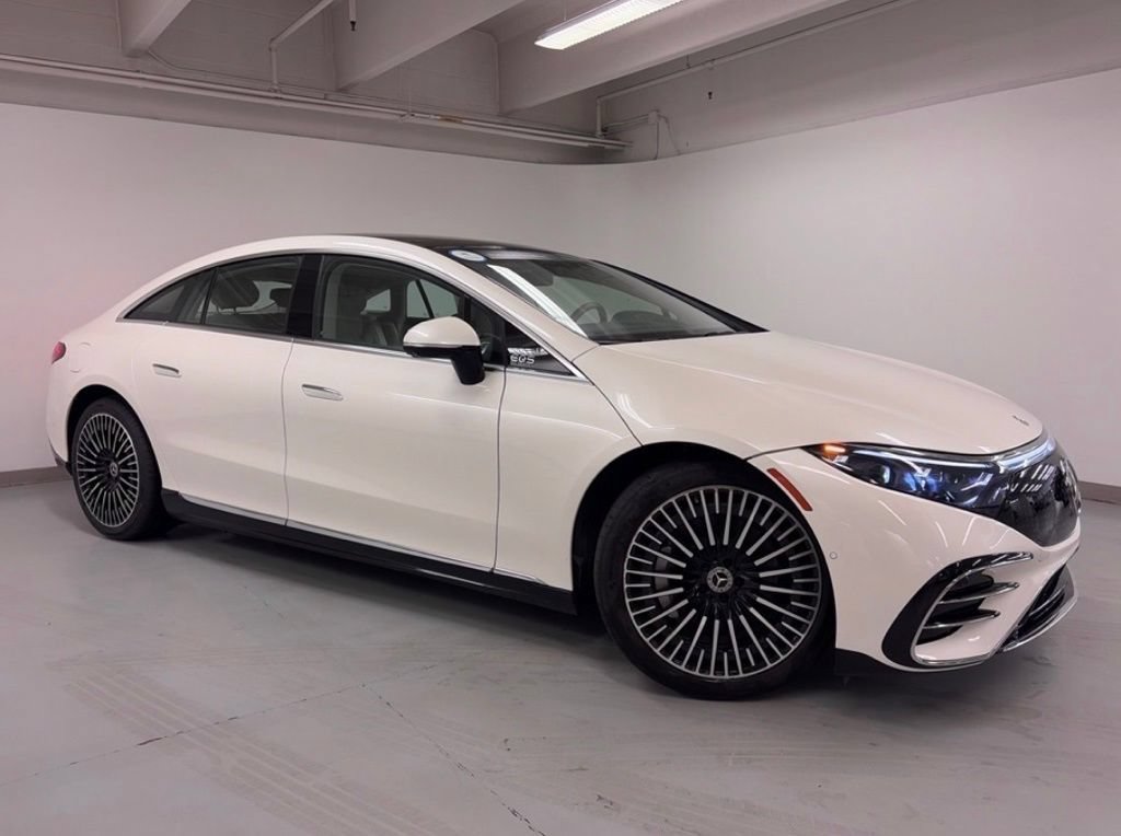 Certified 2023 Mercedes-Benz EQS 580 4MATIC Sedan image 10