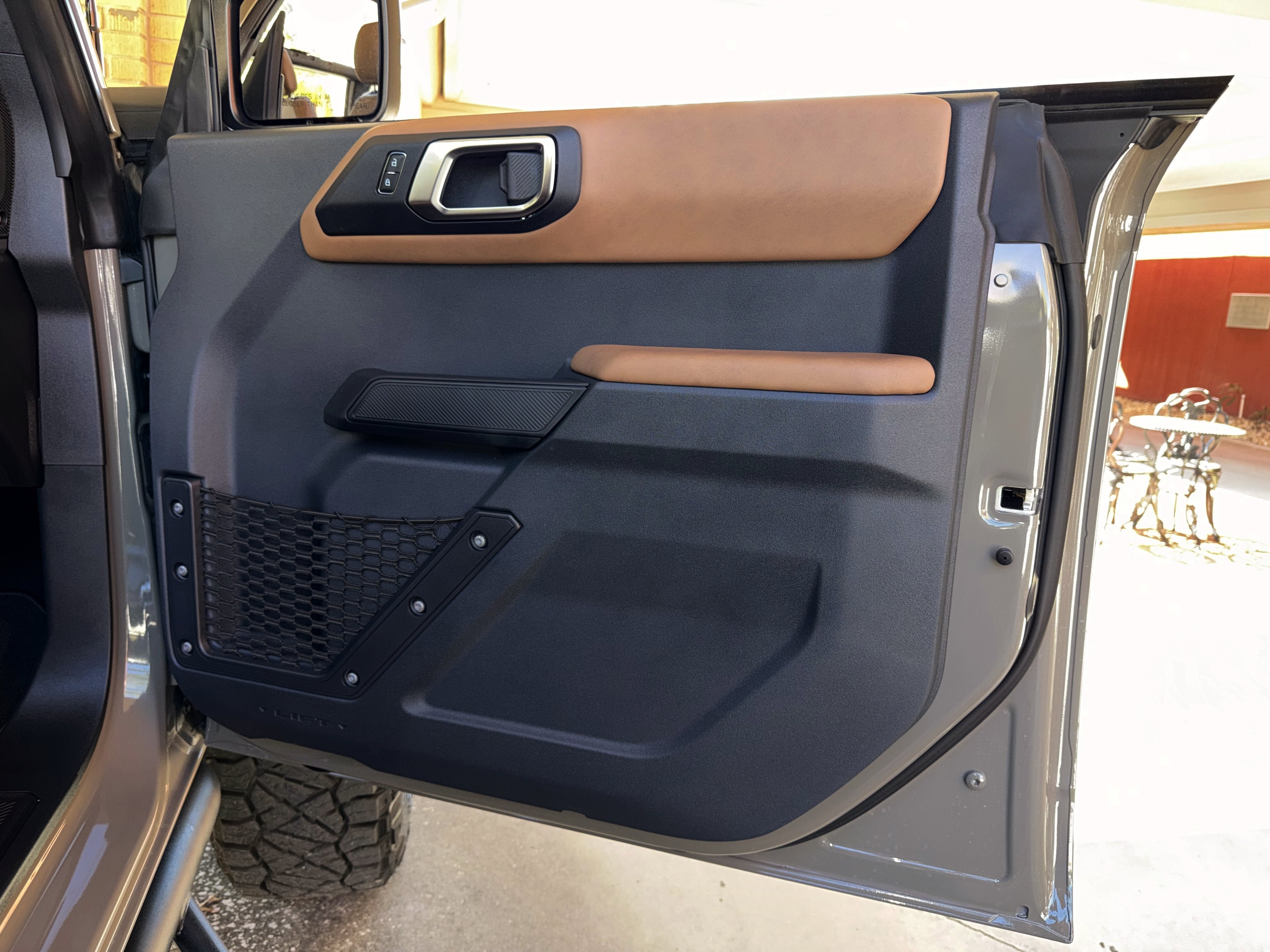 Used 2025 Ford Bronco Outer Banks AWD/4WD image 25