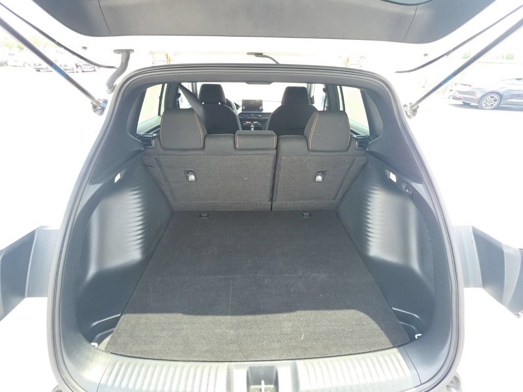 Used 2025 Honda HR-V Sport image 30