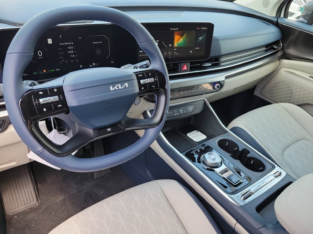 New 2027 Kia Carnival SX FWD image 12