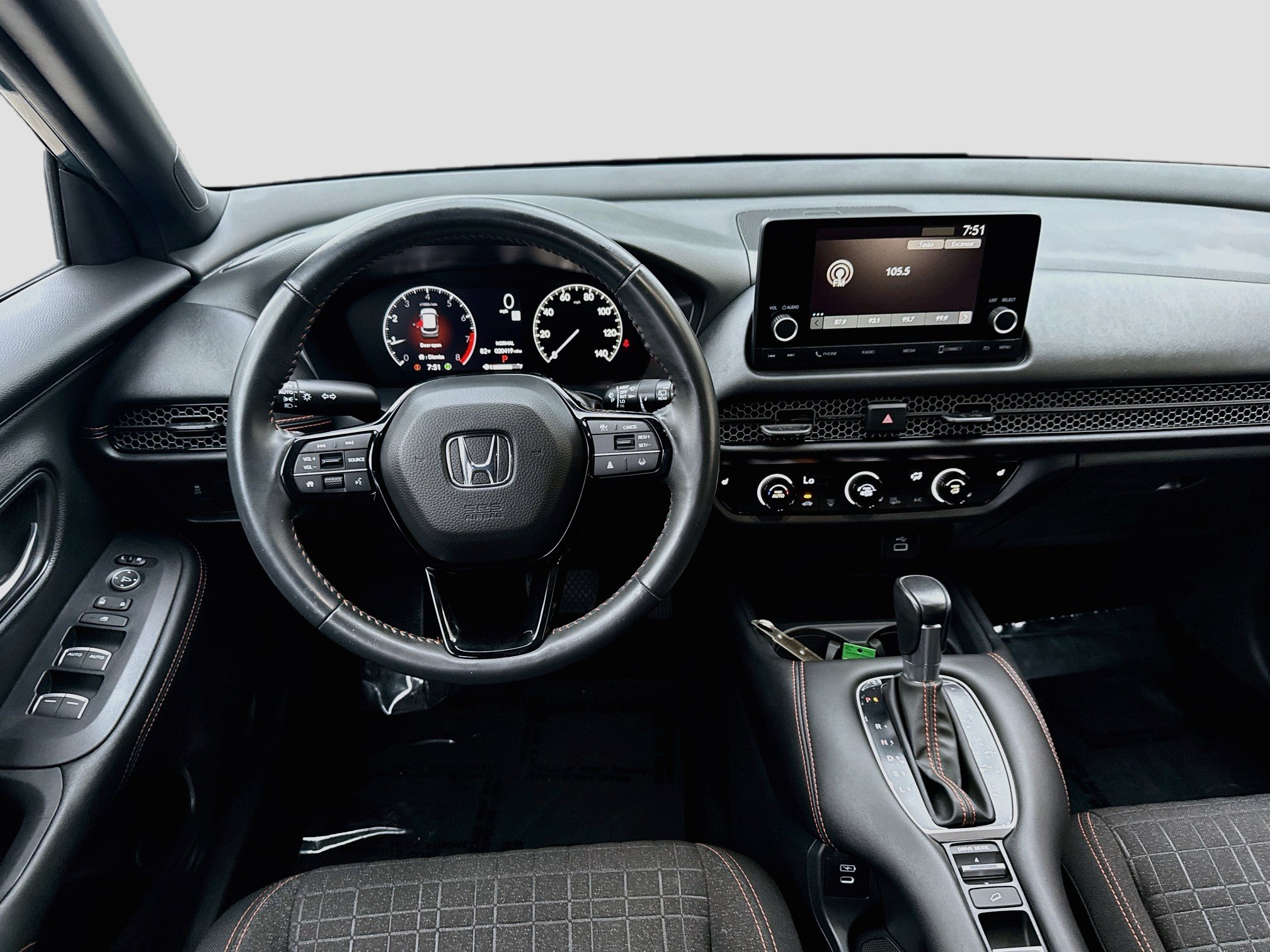 Used 2025 Honda HR-V Sport image 18