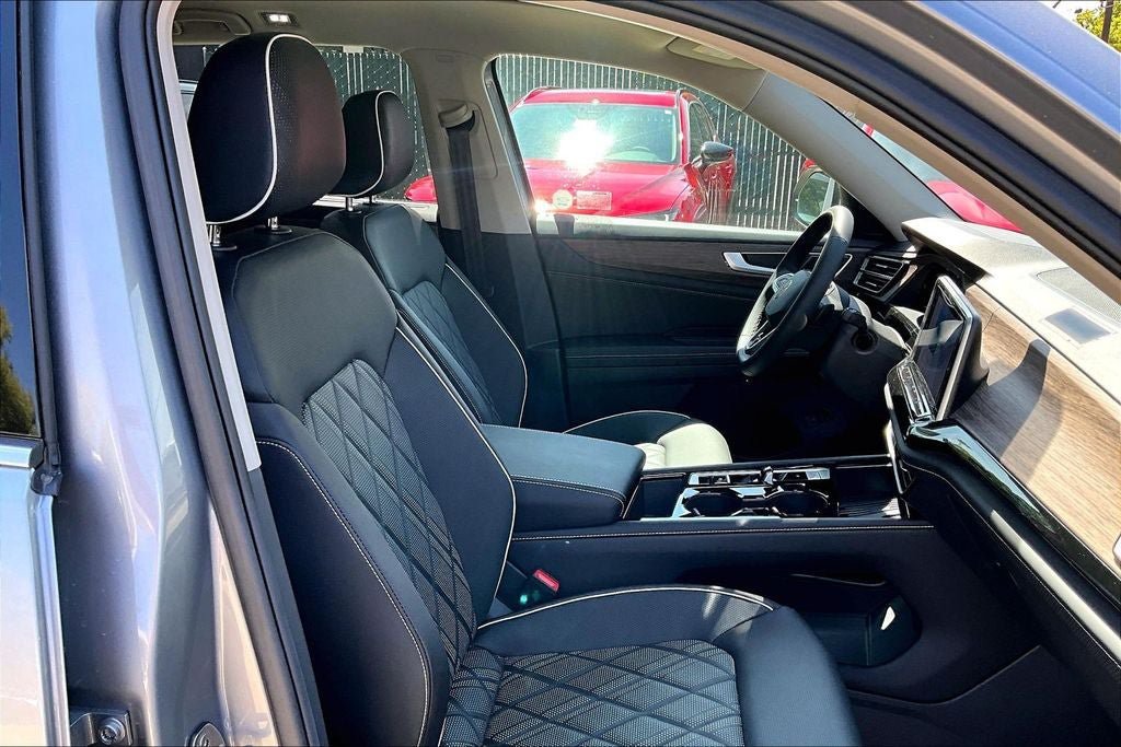 New 2026 Volkswagen Atlas SEL Premium R-Line AWD/4WD image 6