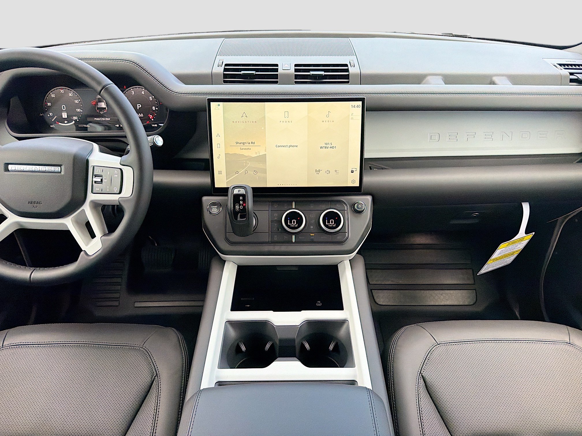New 2026 Land Rover Defender 110 X-Dynamic SE AWD/4WD image 19