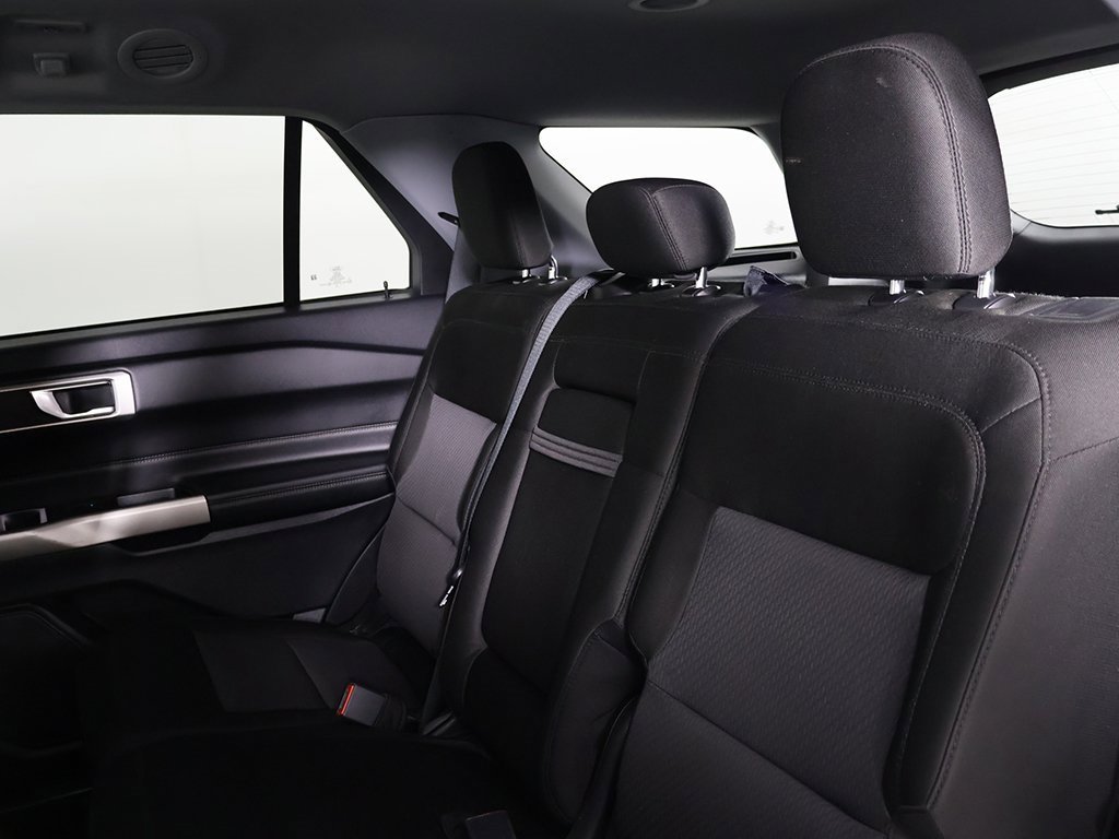 Used 2022 Ford Explorer XLT image 27